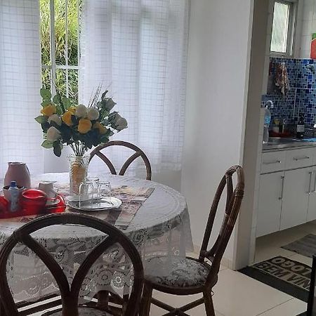 Bem Localizado Apartamento 2 Quartos Orla Rio Vermelho Ha 20 Min Da Barra-Ondina Internet Arcondicionado Salvador Bagian luar foto